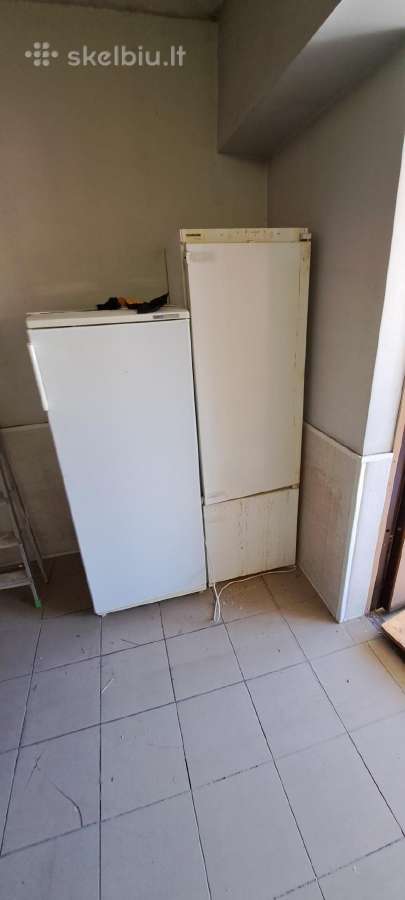 Parduodamas įmontuojamas liebherr 177*54