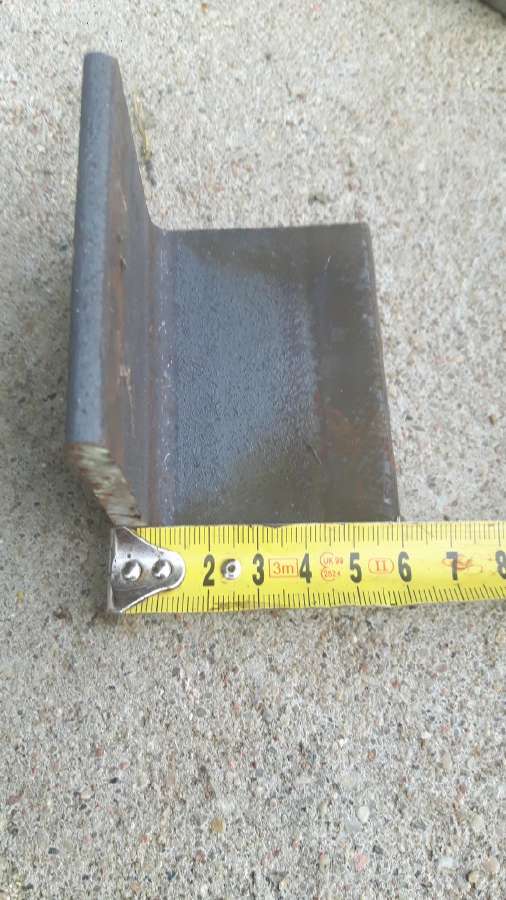 Metaliniai kampai 6x6cm., ilgis 7,5cm., storis 4mm - nuotraukos Nr. 4