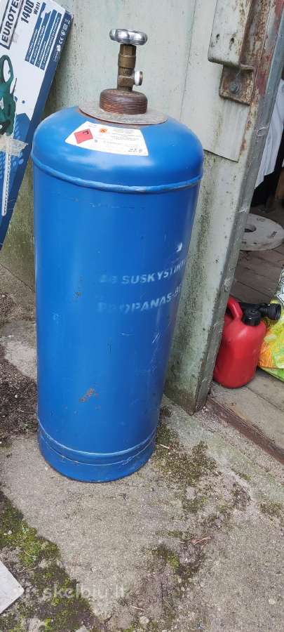 Parduodami dujų balionai