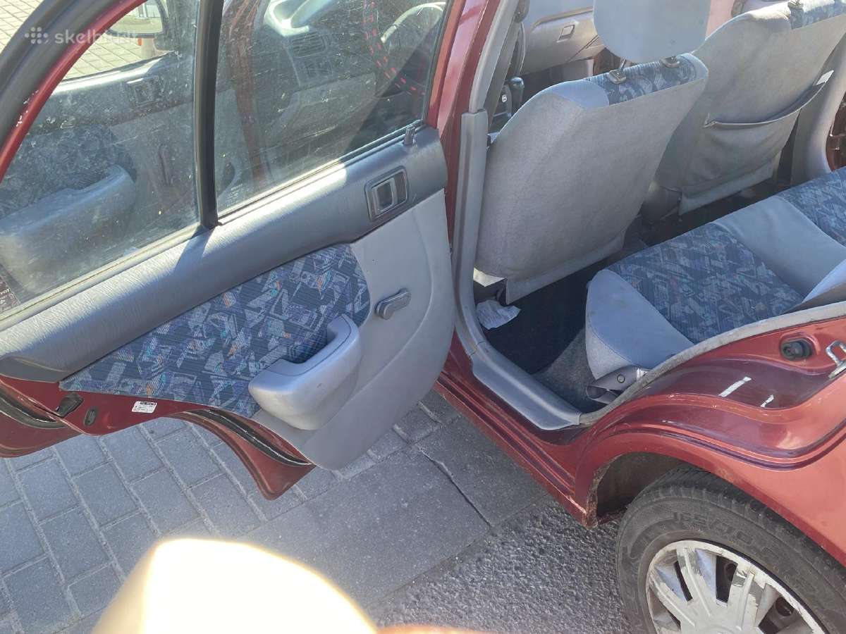 Toyota Starlet - nuotraukos Nr. 11