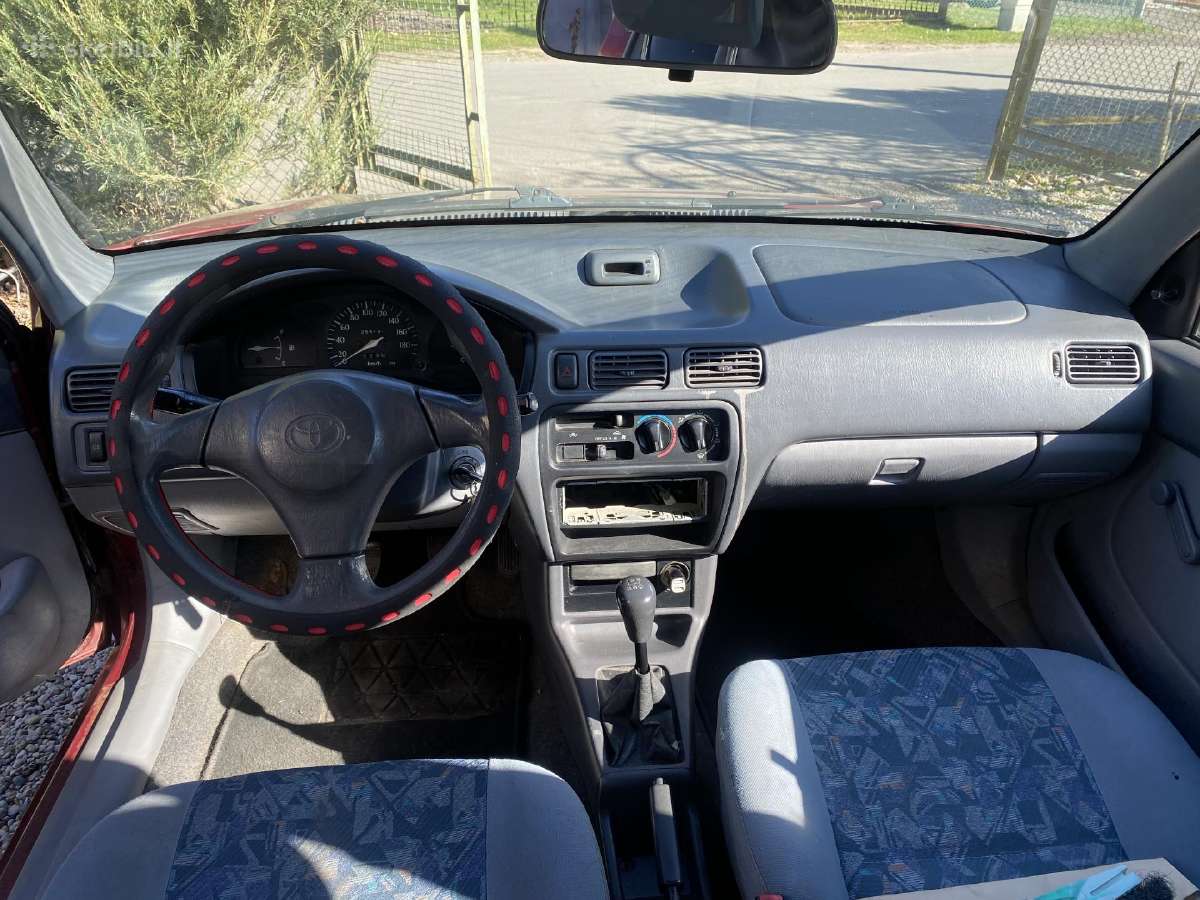 Toyota Starlet - nuotraukos Nr. 12