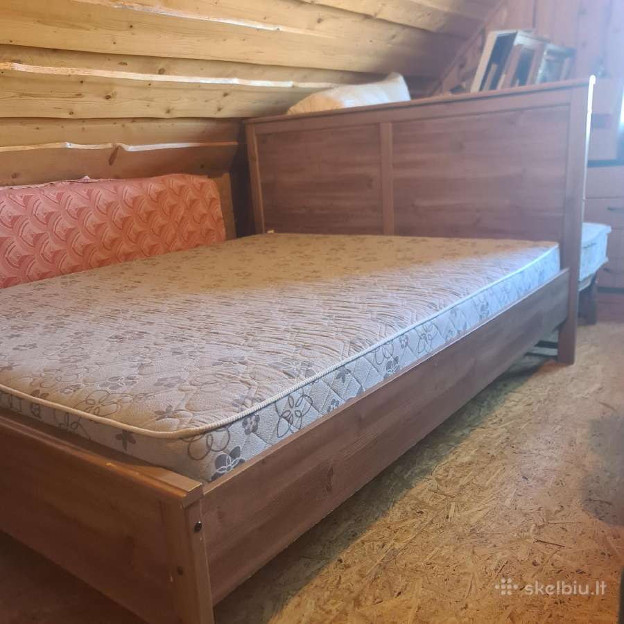 Dvigulės lovos