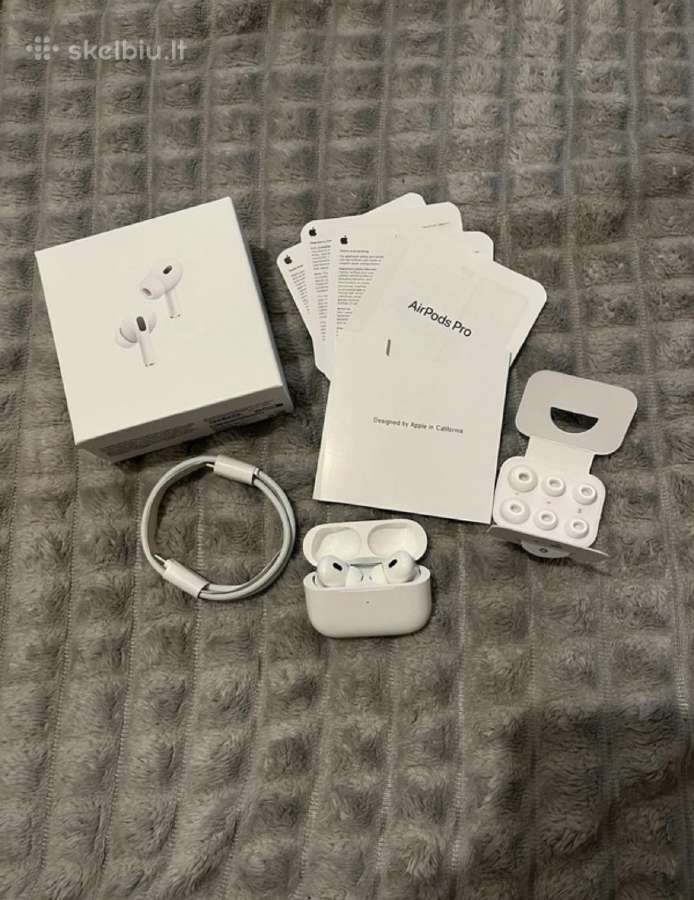 Apple Airpods (2 kartos)