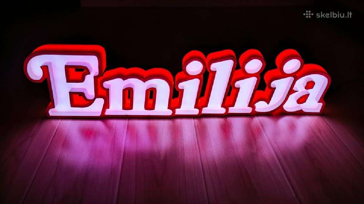 Šviečiančios raidės "Emilija" šviestuvas - lempa