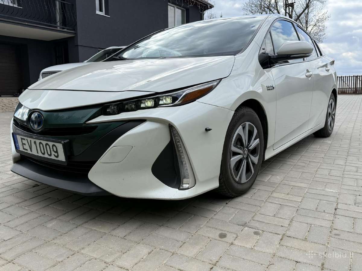 Toyota prius prime plug in hybrid. - nuotraukos Nr. 2