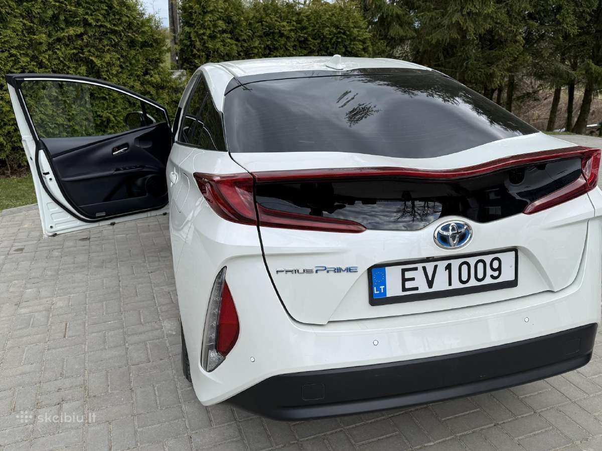 Toyota prius prime plug in hybrid. - nuotraukos Nr. 5