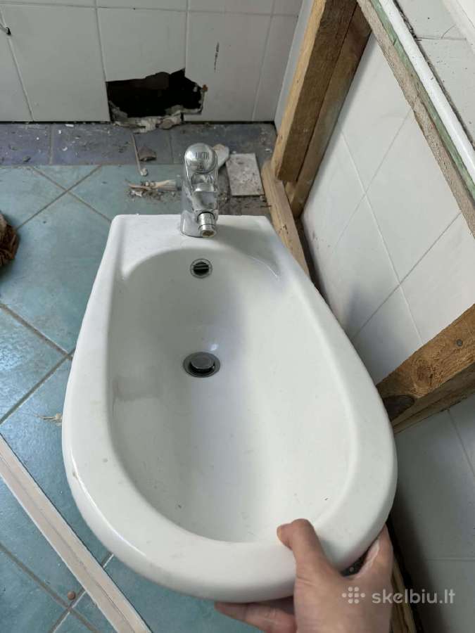 Atiduodama puikios būklės bidė - nuotraukos Nr. 3