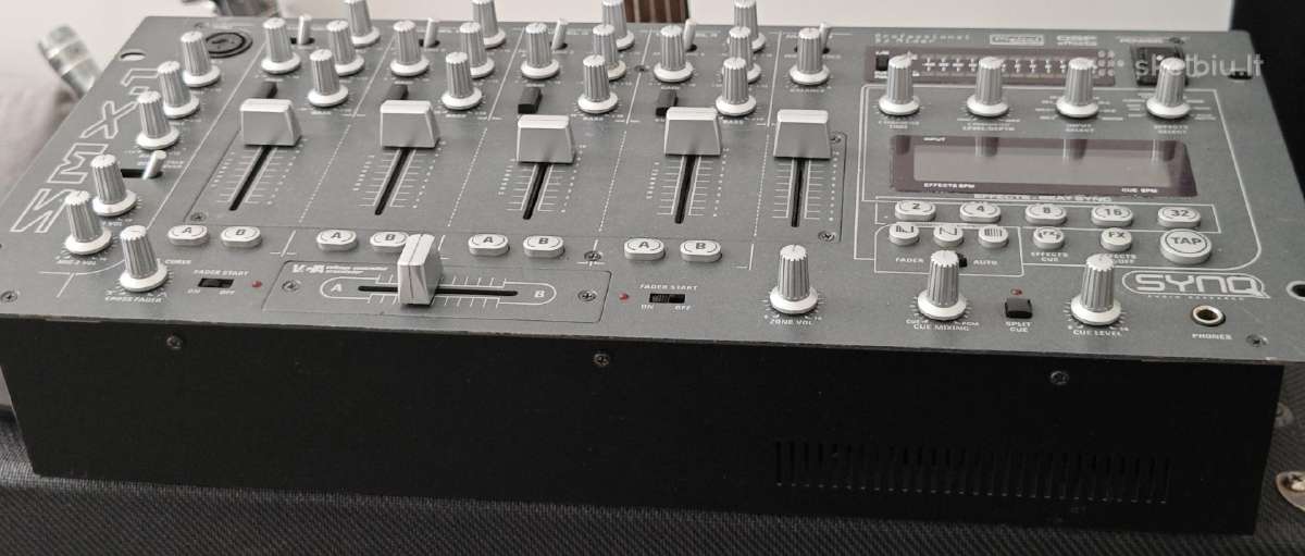 Professional Dj mixer synq Smx1