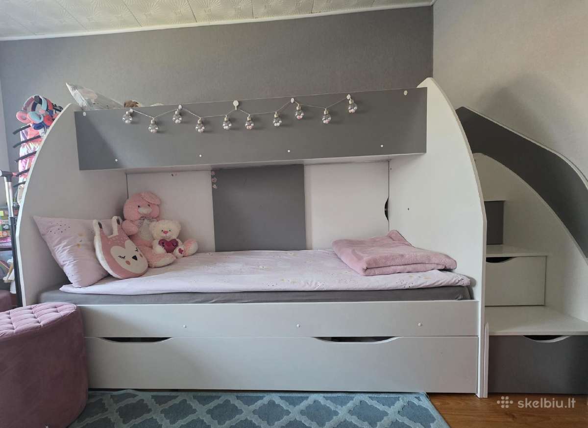 Parduodama dviaukštė lova