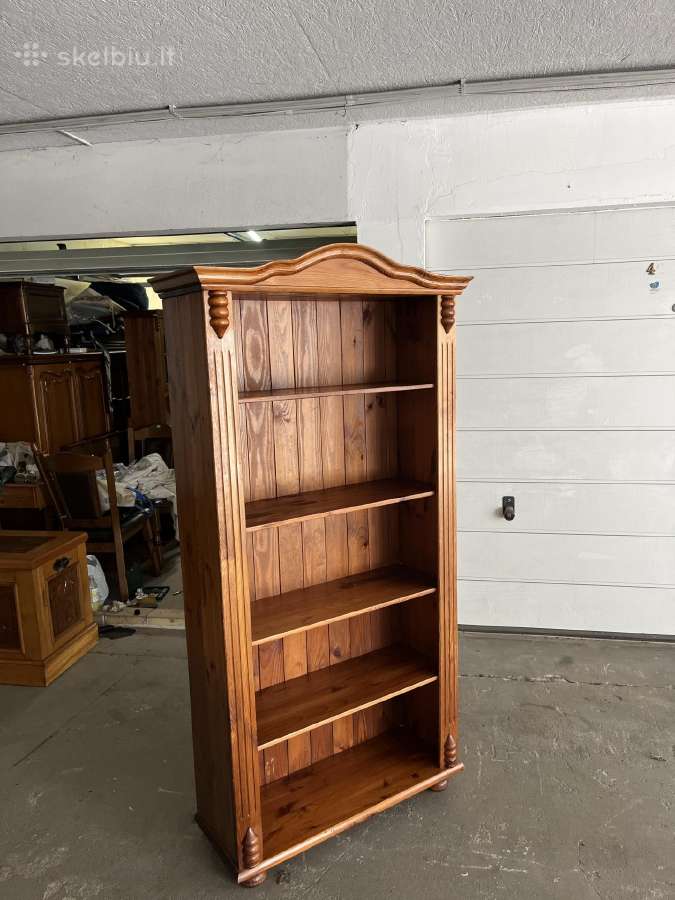 Knygu spinta