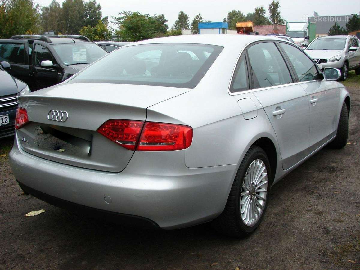 Audi A4 B8 dalimis 2.0 tdi 105kw Caga A4 dalys - nuotraukos Nr. 2