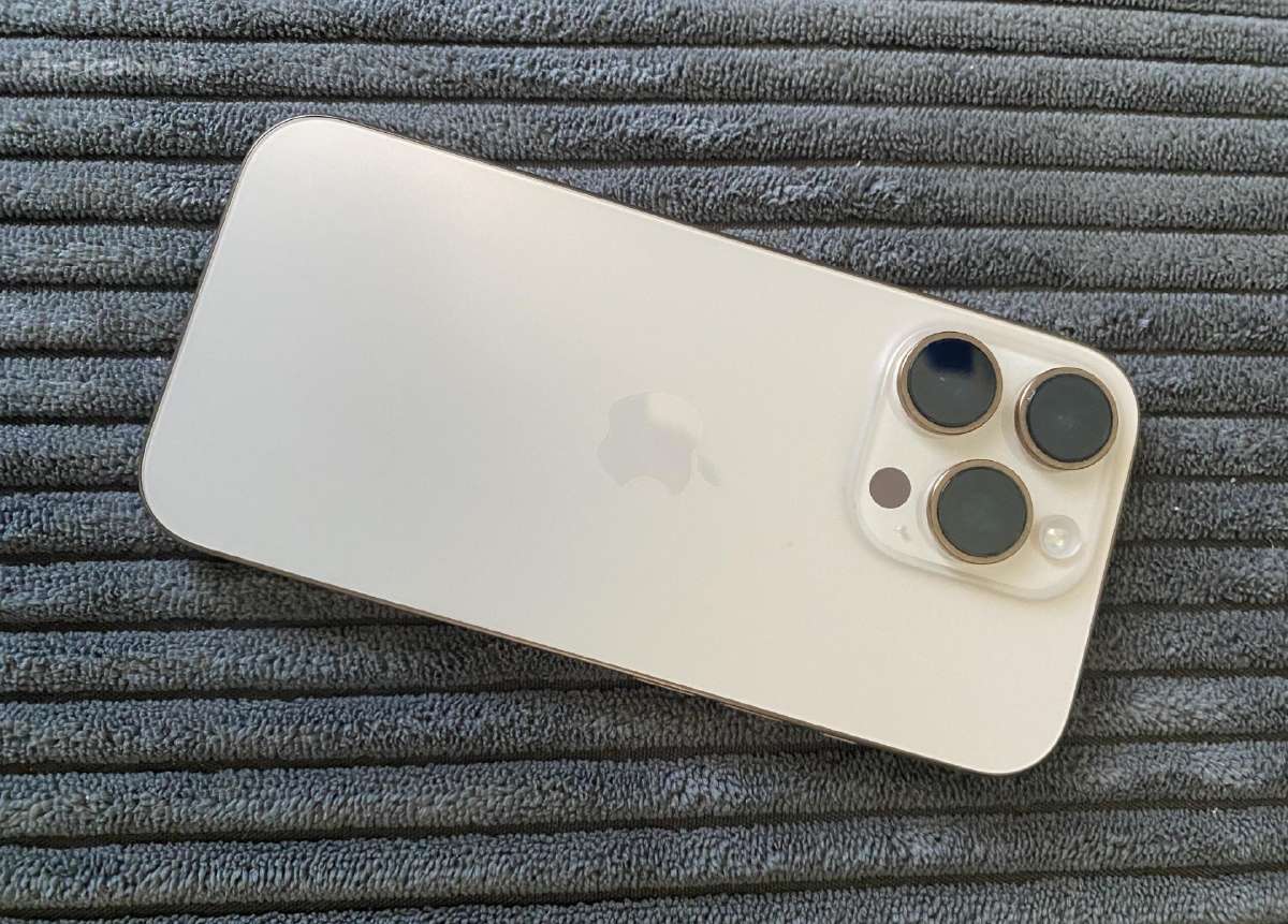 Praktiškai naujas iPhone 16 pro - nuotraukos Nr. 4