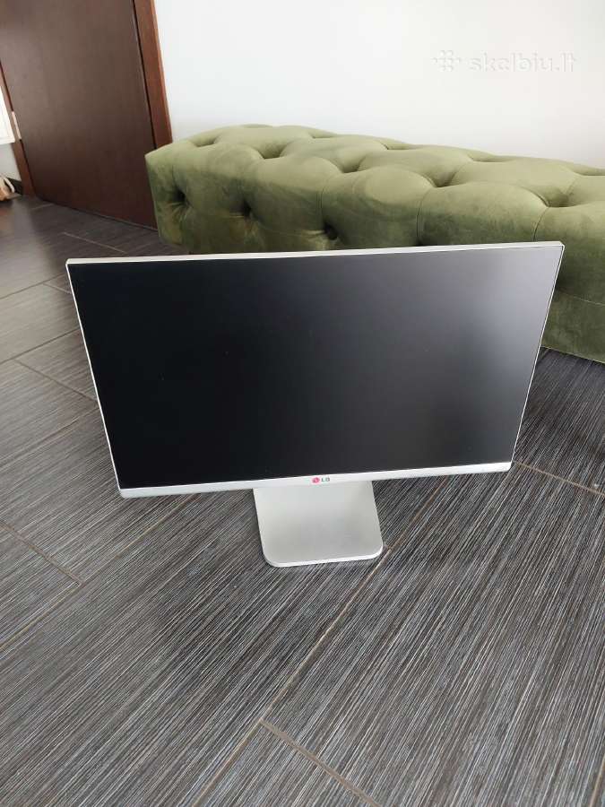 Monitorius LG 24'