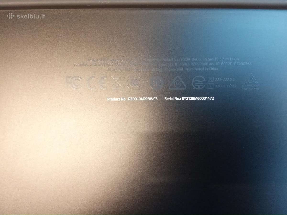 Razer Blade 15 i7-11800h 16gb Rtx 3070 8gb 250gb - nuotraukos Nr. 3
