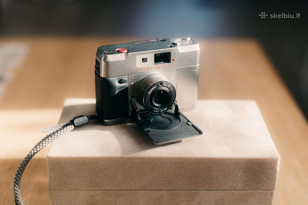 Contax T