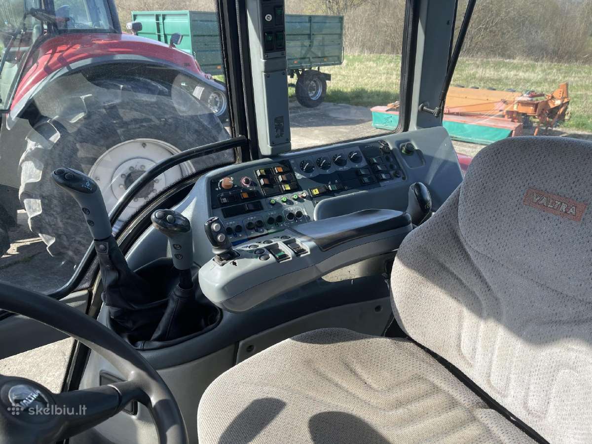 Traktorius Valtra T190-4wd - nuotraukos Nr. 6
