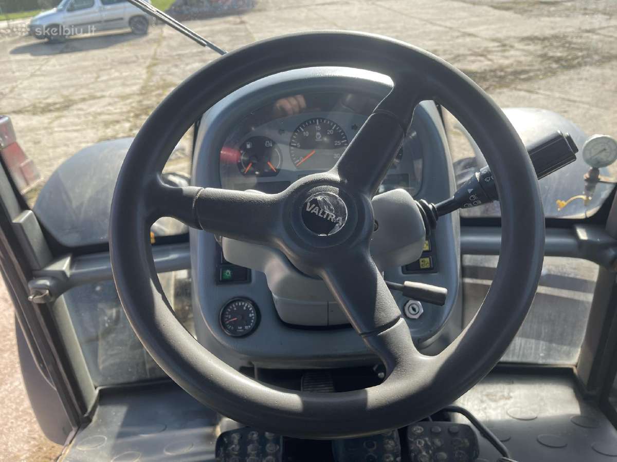 Traktorius Valtra T190-4wd - nuotraukos Nr. 7