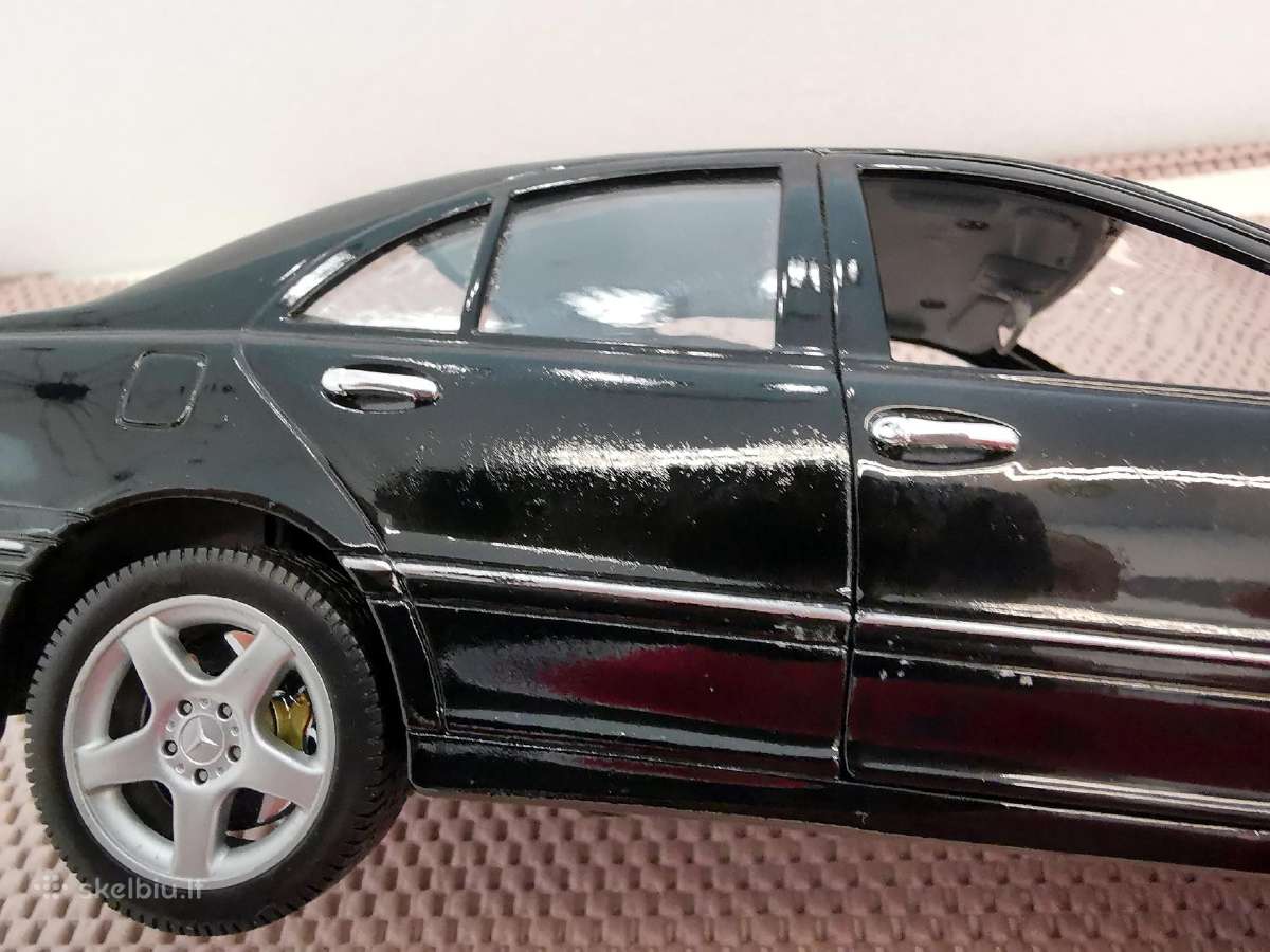 1:18 Mercedes (sedanai, universalai) Modeliai - nuotraukos Nr. 16