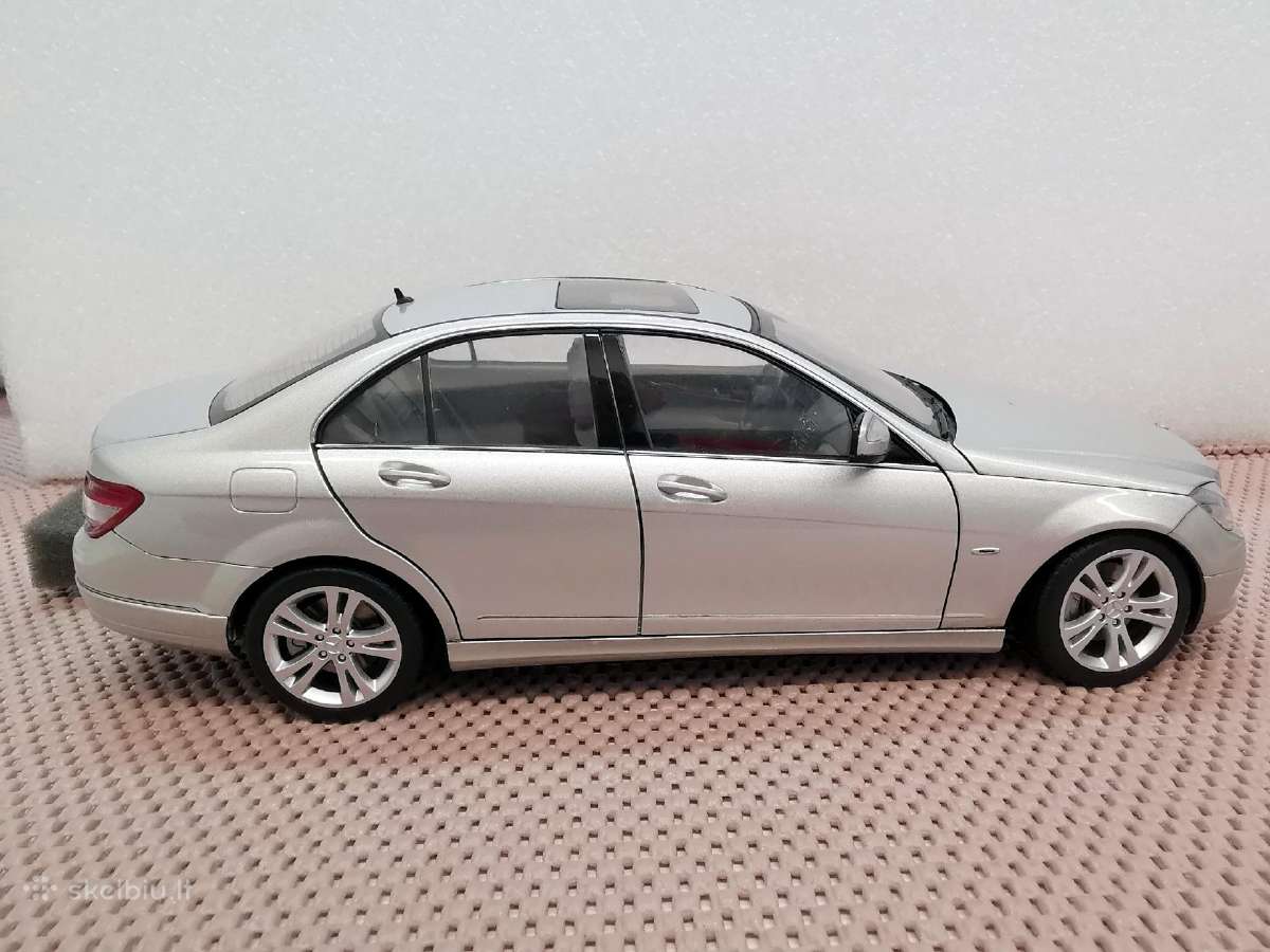 1:18 Mercedes (sedanai, universalai) Modeliai - nuotraukos Nr. 19
