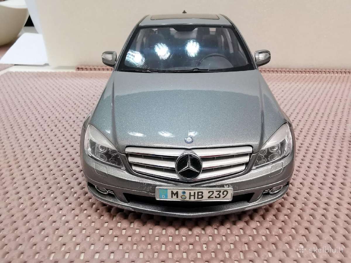 1:18 Mercedes (sedanai, universalai) Modeliai - nuotraukos Nr. 27