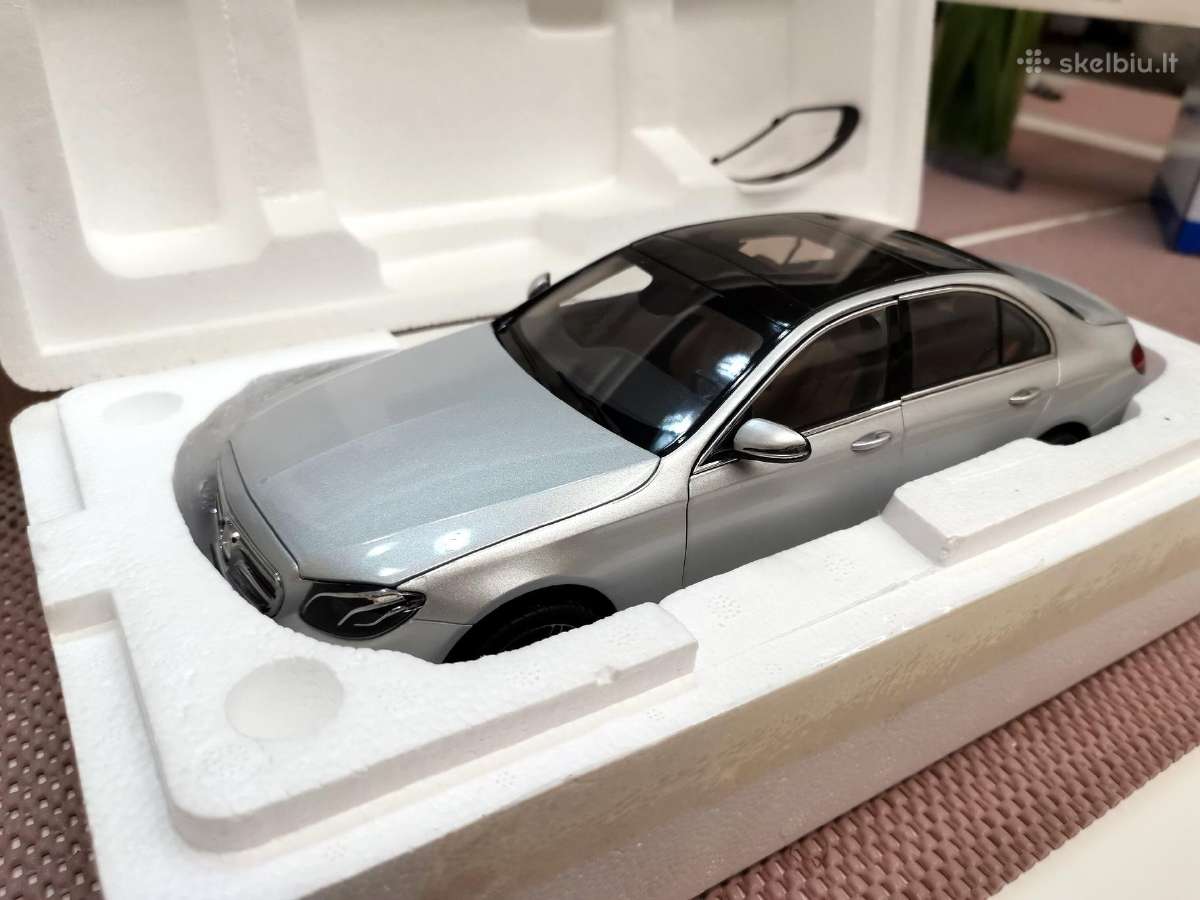 1:18 Mercedes (sedanai, universalai) Modeliai - nuotraukos Nr. 31