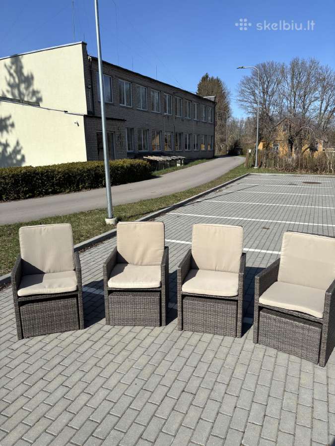 Lauko krėslai