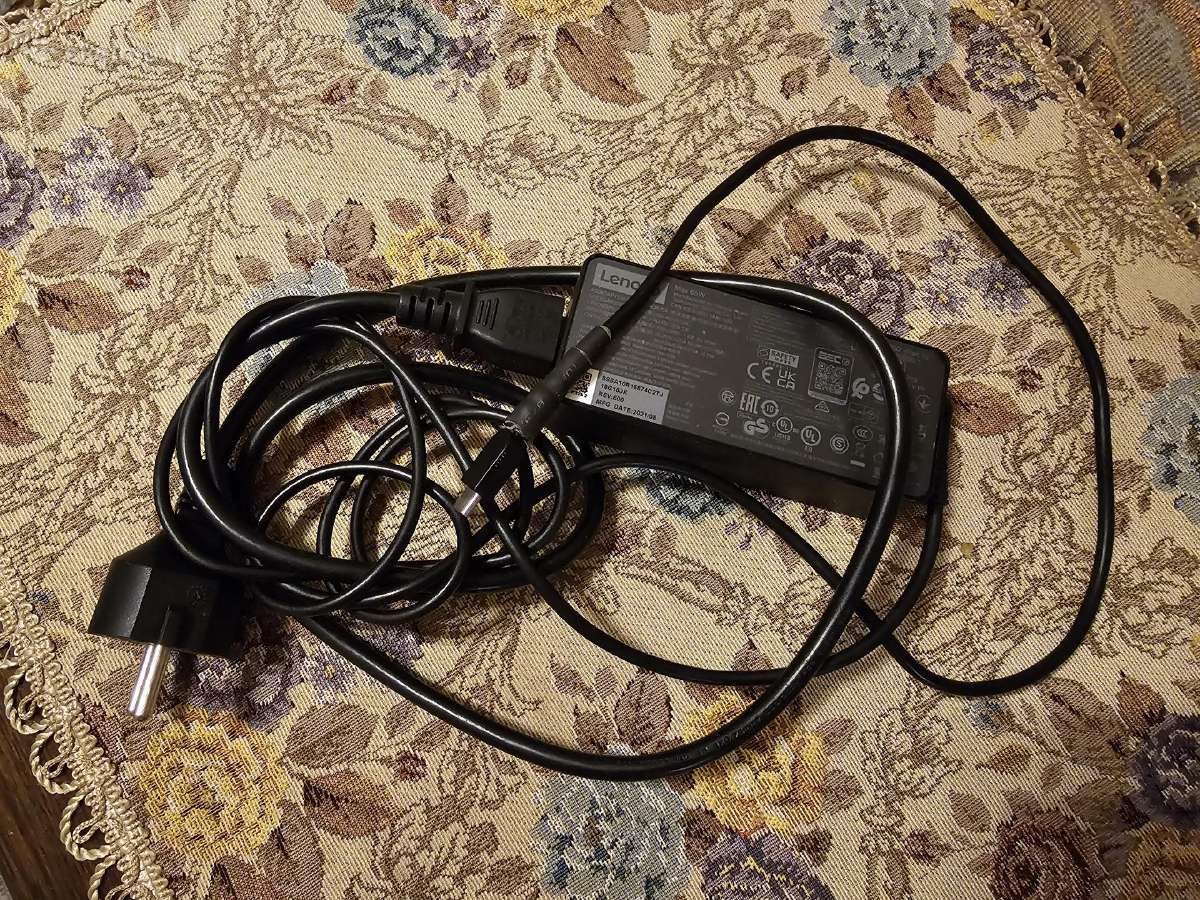 Originalus Lenovo 65w kroviklis (usb-c)