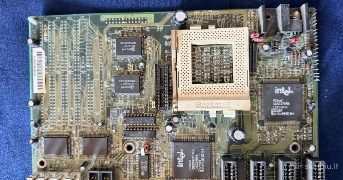Vintage Socket 7 motininė plokštė su Intel Pentium - nuotraukos Nr. 4