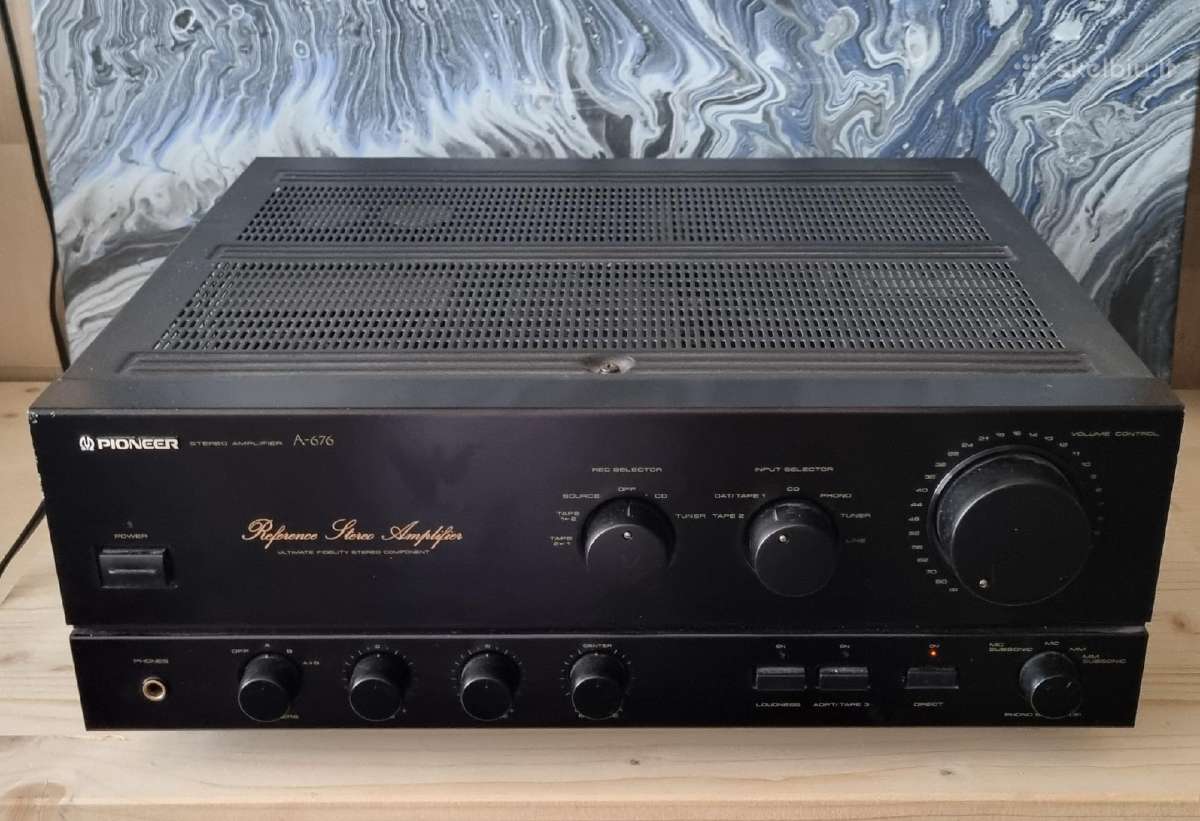 Vintažiniai Pioneer stereo stiprintuvai
