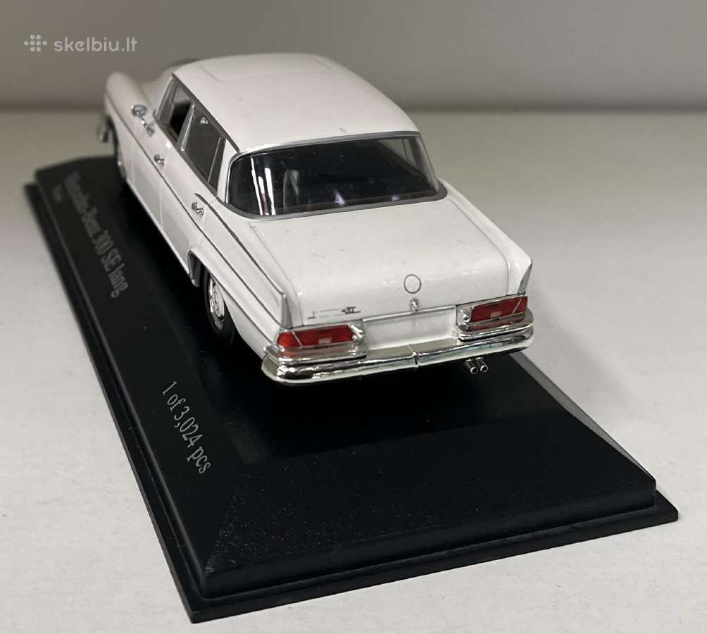Kolekciniai modeliukai-mercedes Bemz 300se - nuotraukos Nr. 3