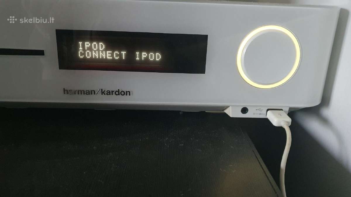 Aukstos klases Harman Kardon stiprintuvas grotuva
