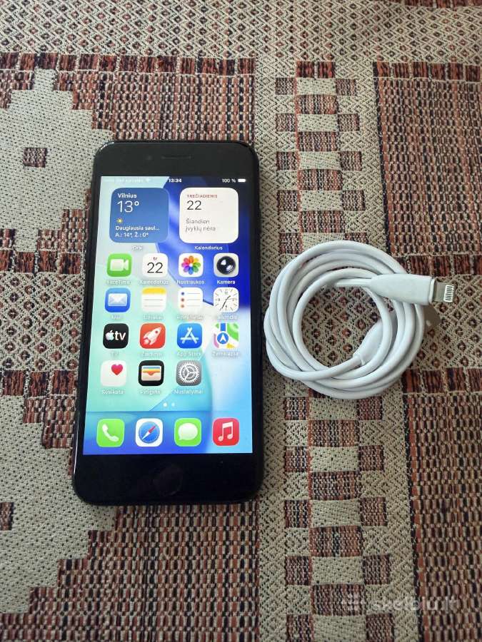 iPhone se2 64gb black