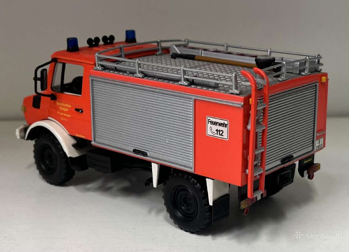 Kolekciniai modeliukai-mercedes benz unimog 1300l - nuotraukos Nr. 2