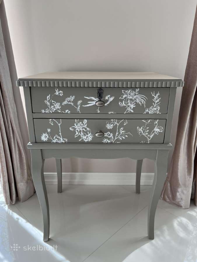 Elegantiška restauruota spintelė - nuotraukos Nr. 5