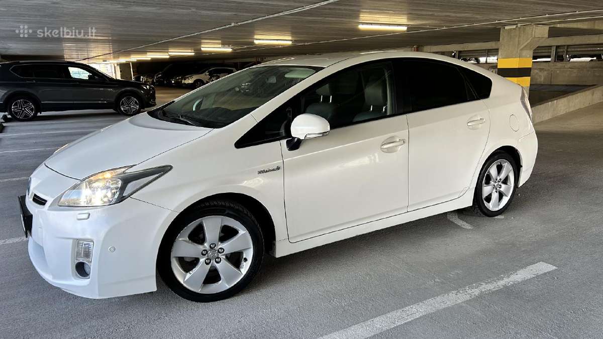 Bolt Vilnius, Toyota Prius, Auris Nuoma - nuotraukos Nr. 11