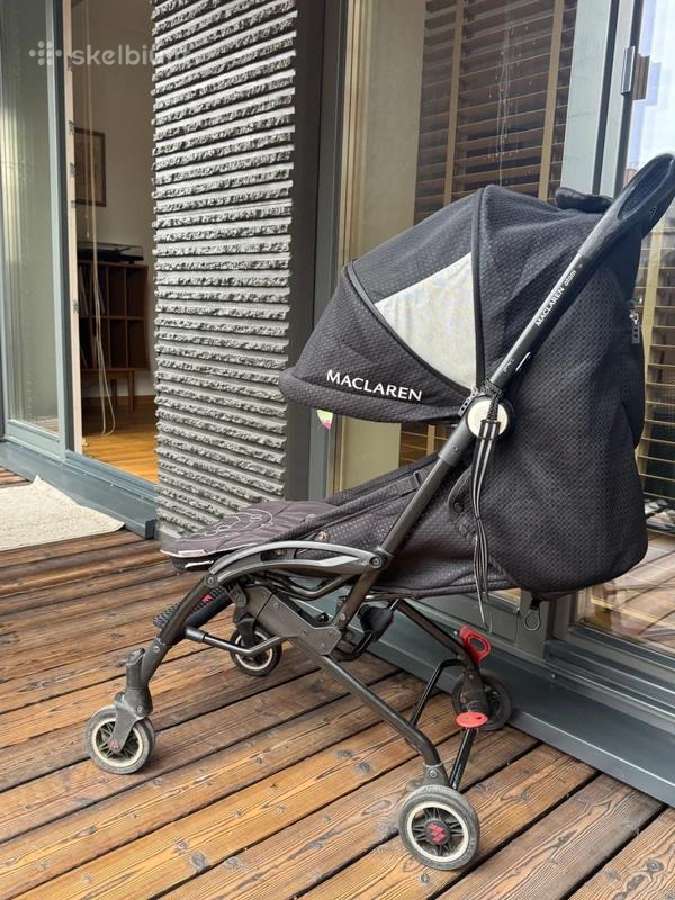 Maclaren Atom stroller