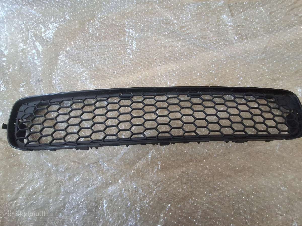 Volvo S80 2010m apatinės grotelės
