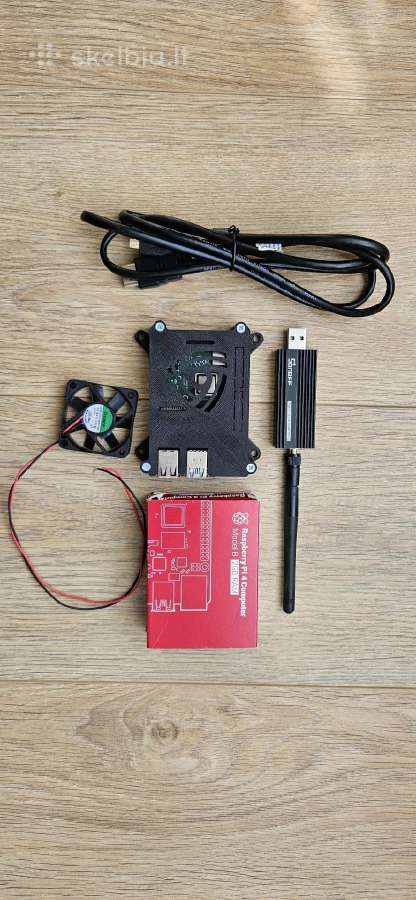 Raspberry Pi 4 Computer plius priedai