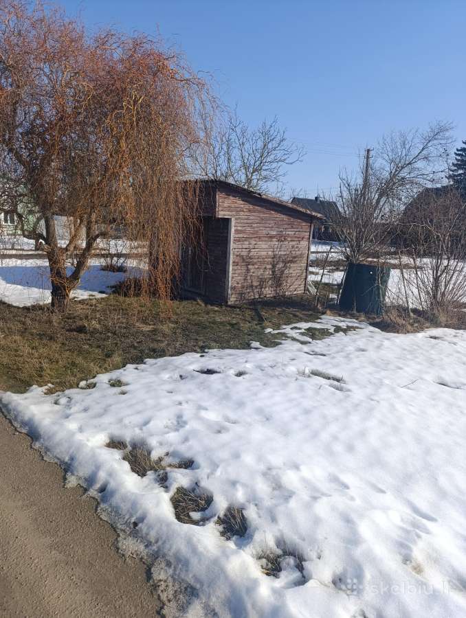 Sodo sklypas su nameliu