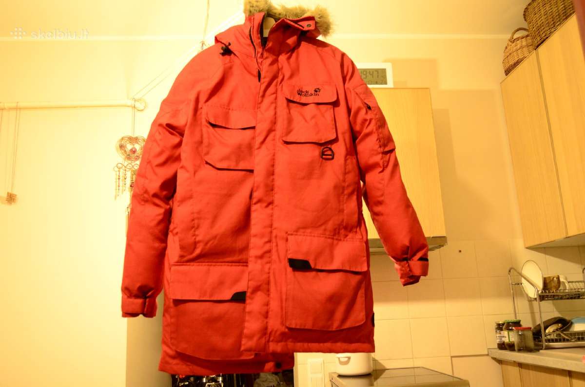 Jack Wolfskin pūkinė striukė