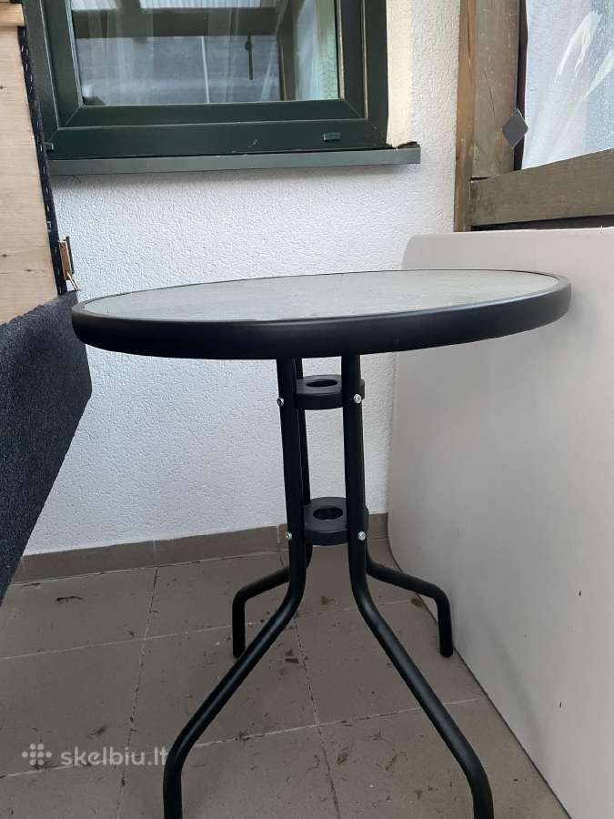 Kavos staliukas