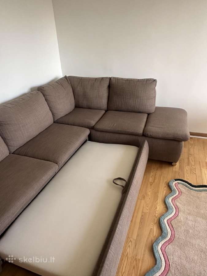Sofa su gulima dalimi ir patalynės dėže - nuotraukos Nr. 2