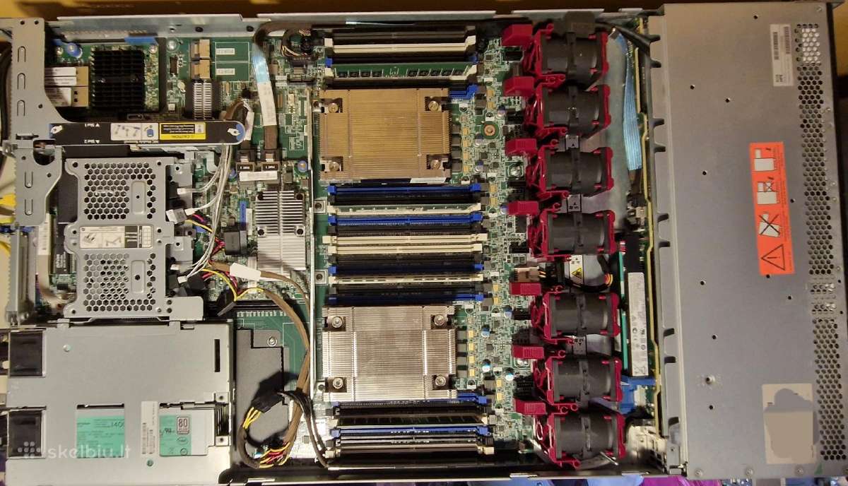 Hpe Dl360 Gen9 Lff serveris
