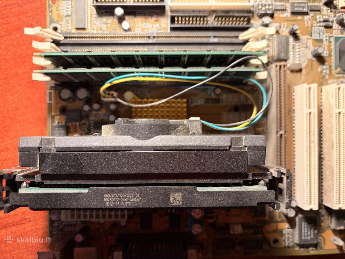 Retro kompiuteris Intel Pentium 3 450mhz - nuotraukos Nr. 8