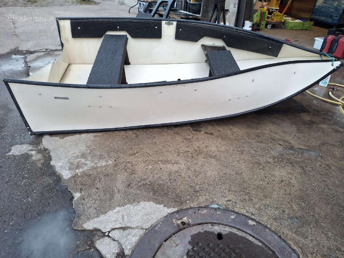 Parduodu Porta bote 8' 2.85cm valtį.