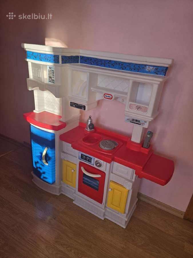 Vaikiška virtuvėlė su priedais