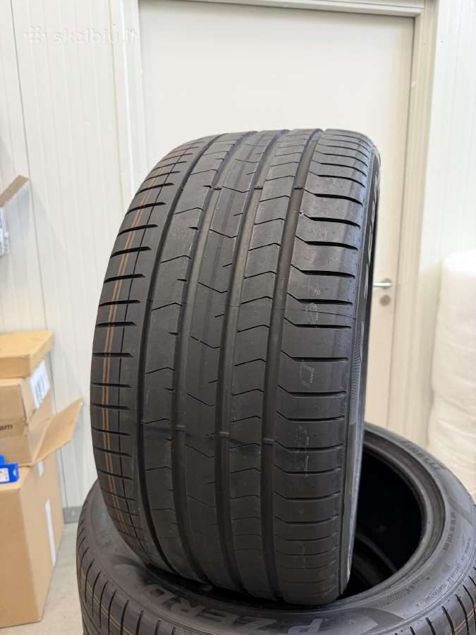 Naujos Pirelli P-zero Pz4 R21