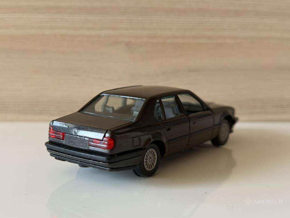 Bmw 735i e32 1:43 - nuotraukos Nr. 3