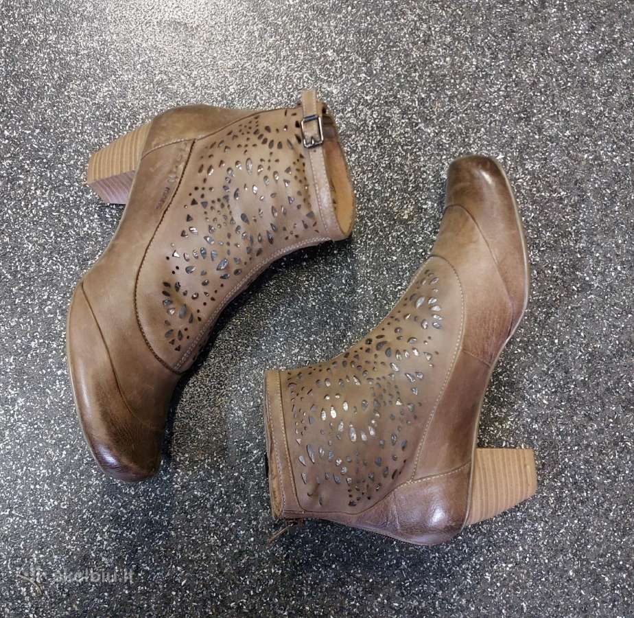 "Marc art of walking" aulinukai