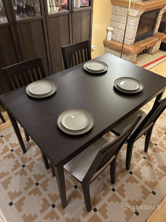Stalas (išsiskleidžiantis)